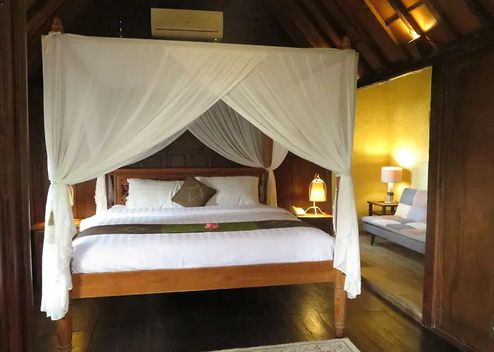 Kampung Cenik Hotel