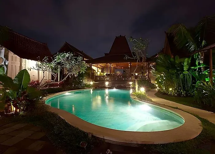 Hotel Kampung Cenik Kuta (Bali)