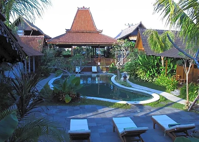 Hotel Kampung Cenik 2*
