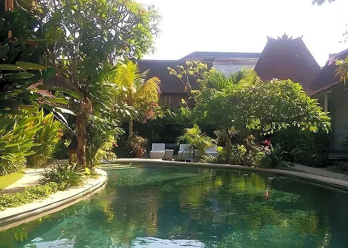 Hotel Kampung Cenik Kuta (Bali)