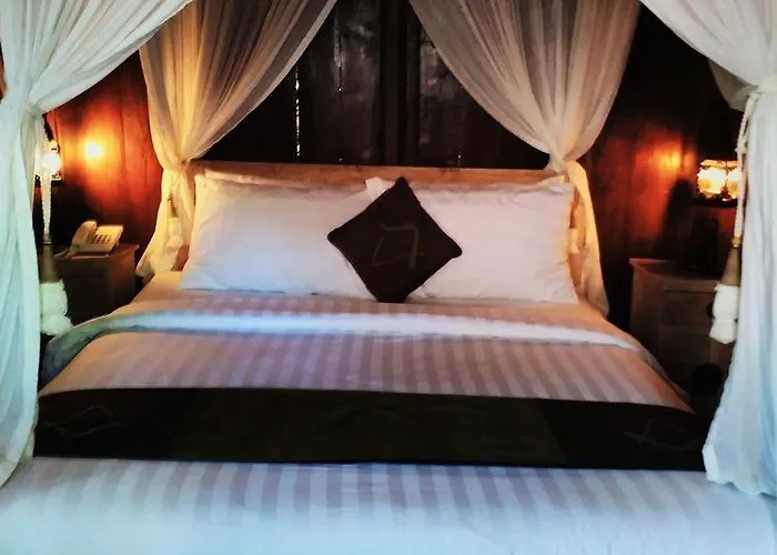 Kampung Cenik Hotel
